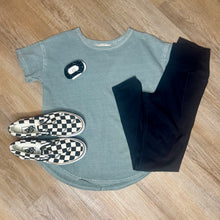 Load image into Gallery viewer, MONO B BLACK HIGH WAISTED LEGGINGS WITH POCKETS
