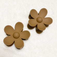 Load image into Gallery viewer, LARGE FLOWER CLAW CLIPS
