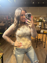 Load image into Gallery viewer, LACE SHEER TOP
