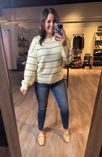 Load image into Gallery viewer, CREAM STRIPED SWEATER

