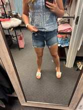 Load image into Gallery viewer, JUDY BLUE BROOKE DAD SHORTS
