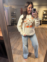 Load image into Gallery viewer, FLORAL PUMPKIN LONG SLEEVE
