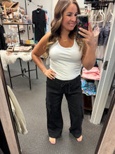 Load image into Gallery viewer, BLACK CARGO PANTS
