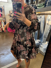 Load image into Gallery viewer, BLACK FLORAL DRESS

