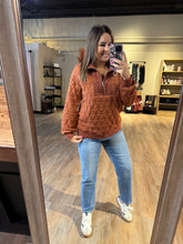 Load image into Gallery viewer, RUST QUILTED QUARTER ZIP
