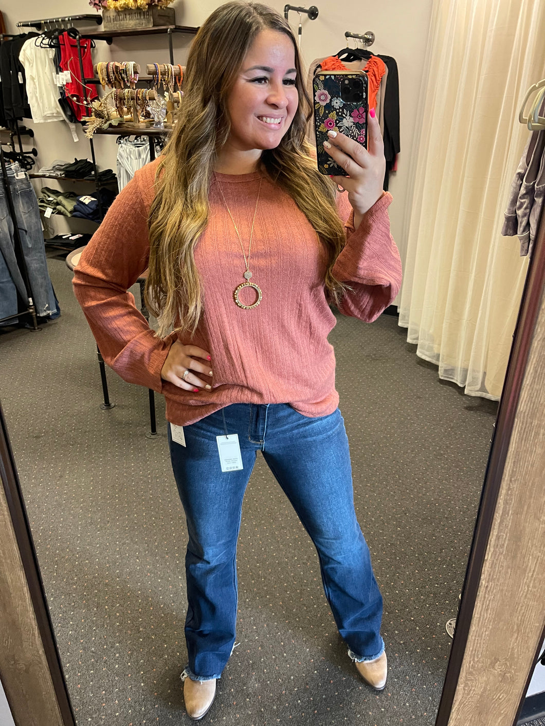 HEATHER RUST KNIT BELL SLEEVE TOP