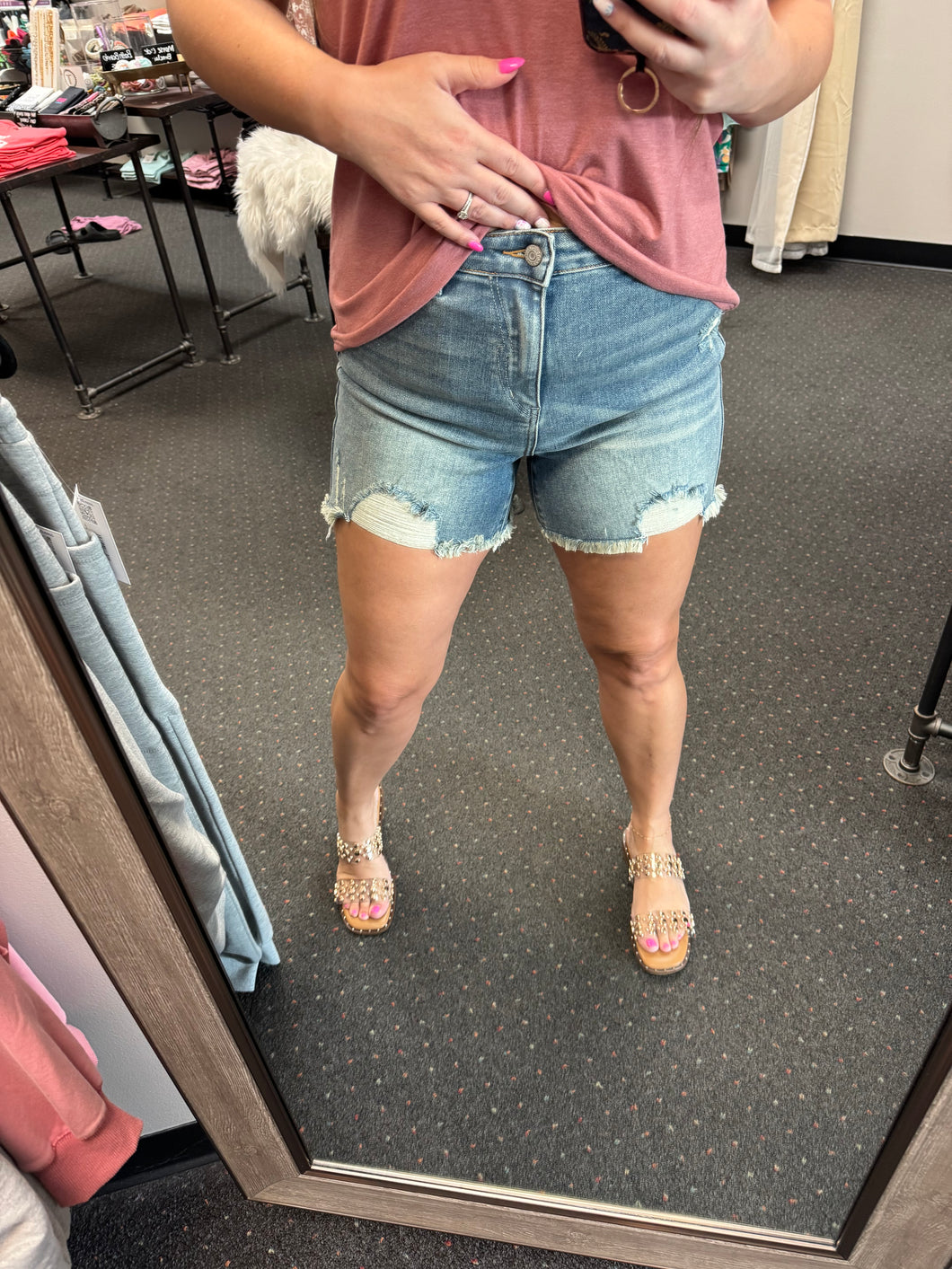 JUDY BLUE NIKKI HIGH RISE SHORTS