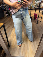 Load image into Gallery viewer, FLYING MONKEY NICOLE WIDE LEG JEANS
