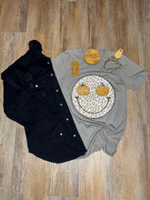 Load image into Gallery viewer, PUMPKIN SMILEY FACE TEE
