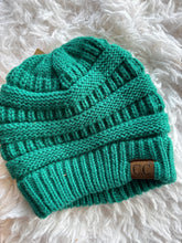 Load image into Gallery viewer, CC CLASSIC BEANIE
