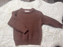 Load image into Gallery viewer, DARK BROWN KNIT SWEATER
