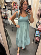 Load image into Gallery viewer, ROBINS EGG TEXTURED MIDI DRESS
