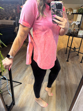 Load image into Gallery viewer, FUCHSIA ACID WASH TOP
