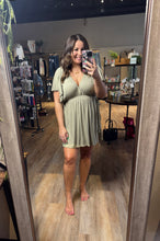 Load image into Gallery viewer, SHORT TIDES DRESS
