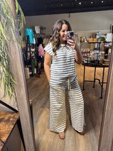 Load image into Gallery viewer, GREY &amp; WHITE KNIT STRIPPED SET
