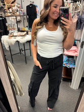 Load image into Gallery viewer, BLACK CARGO PANTS
