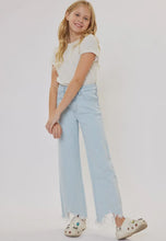 Load image into Gallery viewer, TWEEN HIGH RISE WIDE LEG LIGHT WASH
