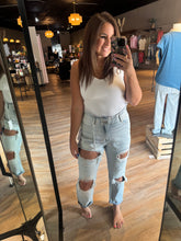 Load image into Gallery viewer, KANCAN BECCA PAPERBAG MOM JEANS
