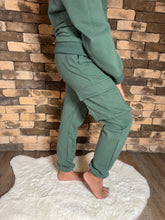 Load image into Gallery viewer, GREEN HOODIE AND SWEAT PANT SET
