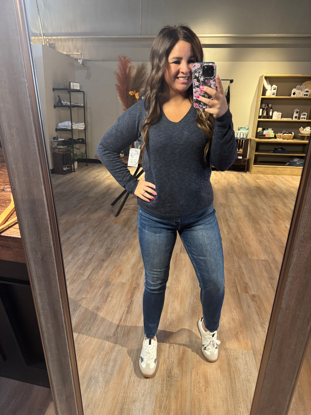 CHARCOAL KNIT SWEATER