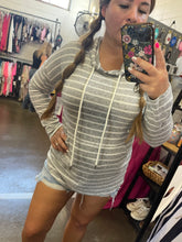 Load image into Gallery viewer, GREY STRIPE HOODED SWEATER

