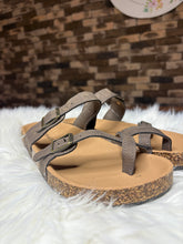 Load image into Gallery viewer, TOP MODA STRAP SANDAL

