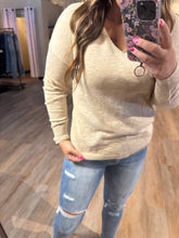 Load image into Gallery viewer, BEIGE SWEATER
