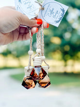 Load image into Gallery viewer, CAR FRAGRANCE DIFFUSER
