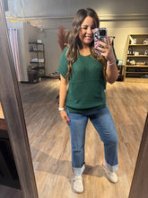 Load image into Gallery viewer, VERVET THERESA CROP STRAIGHT JEANS
