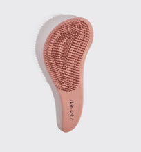 Load image into Gallery viewer, KITSCH DETANGLING BRUSH
