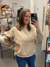 Load image into Gallery viewer, SAND SWEATSHIRT
