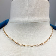 Load image into Gallery viewer, GOLD PAPERCLIP NECKLACE
