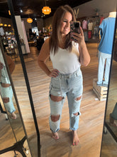 Load image into Gallery viewer, KANCAN BECCA PAPERBAG MOM JEANS
