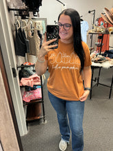 Load image into Gallery viewer, HELLO PUMPKIN GRAPHIC TEE
