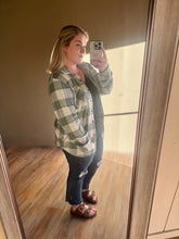 Load image into Gallery viewer, COURTNEY GREEN PLAID SHACKET
