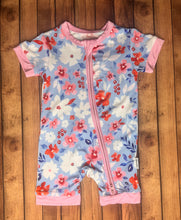 Load image into Gallery viewer, RED WHITE AND BLUE FLORAL SHORTY ZIP PJ’s
