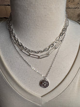 Load image into Gallery viewer, 3 PIECE MEDALLION CHAIN NECKLACE SET
