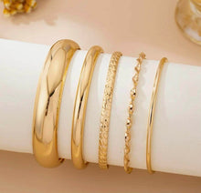 Load image into Gallery viewer, GOLD TEXTURED BANGLE STACK SET
