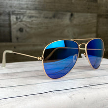Load image into Gallery viewer, BLUE GEM SUNGLASSES
