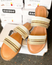 Load image into Gallery viewer, WHITE NEUTRAL SANDAL
