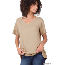 Load image into Gallery viewer, RELAXED BASIC TEE
