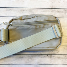 Load image into Gallery viewer, SOLID BELT BAG

