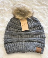 Load image into Gallery viewer, CC FUR POM BEANIE
