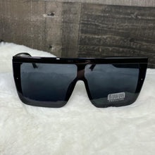 Load image into Gallery viewer, BLUE GEM SUNGLASSES
